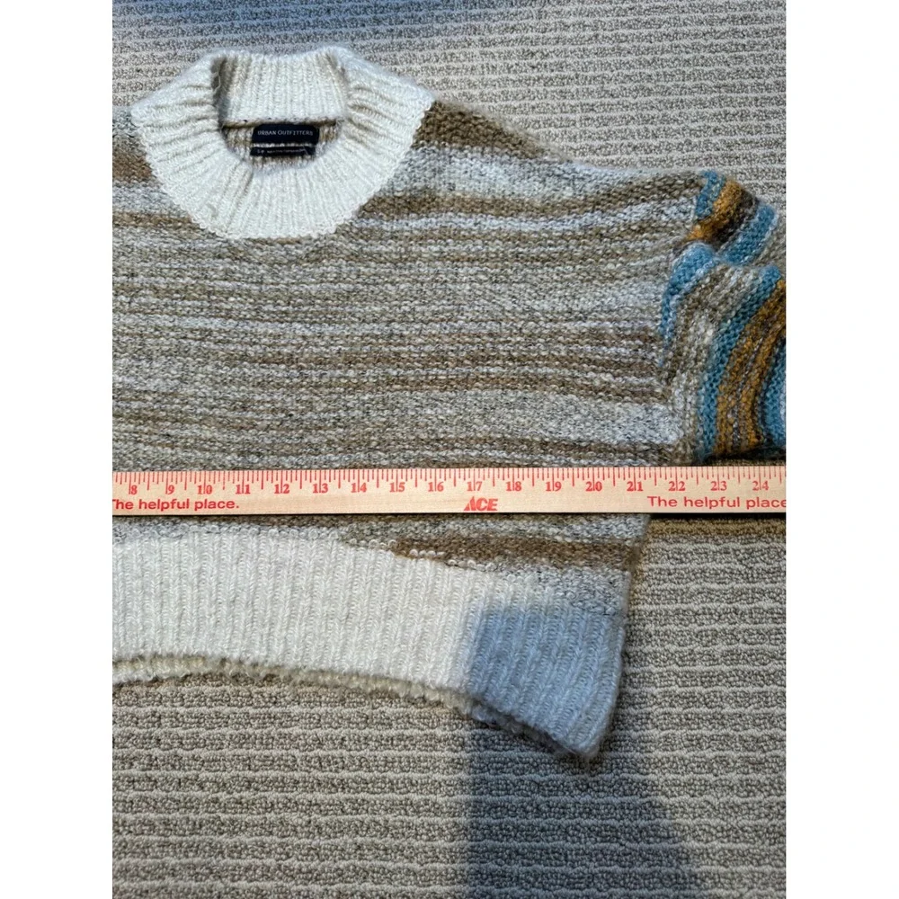 Urban Outfitters Cropped‎ Chunky Knit Sweater Striped Neutral Blue Boho Size s